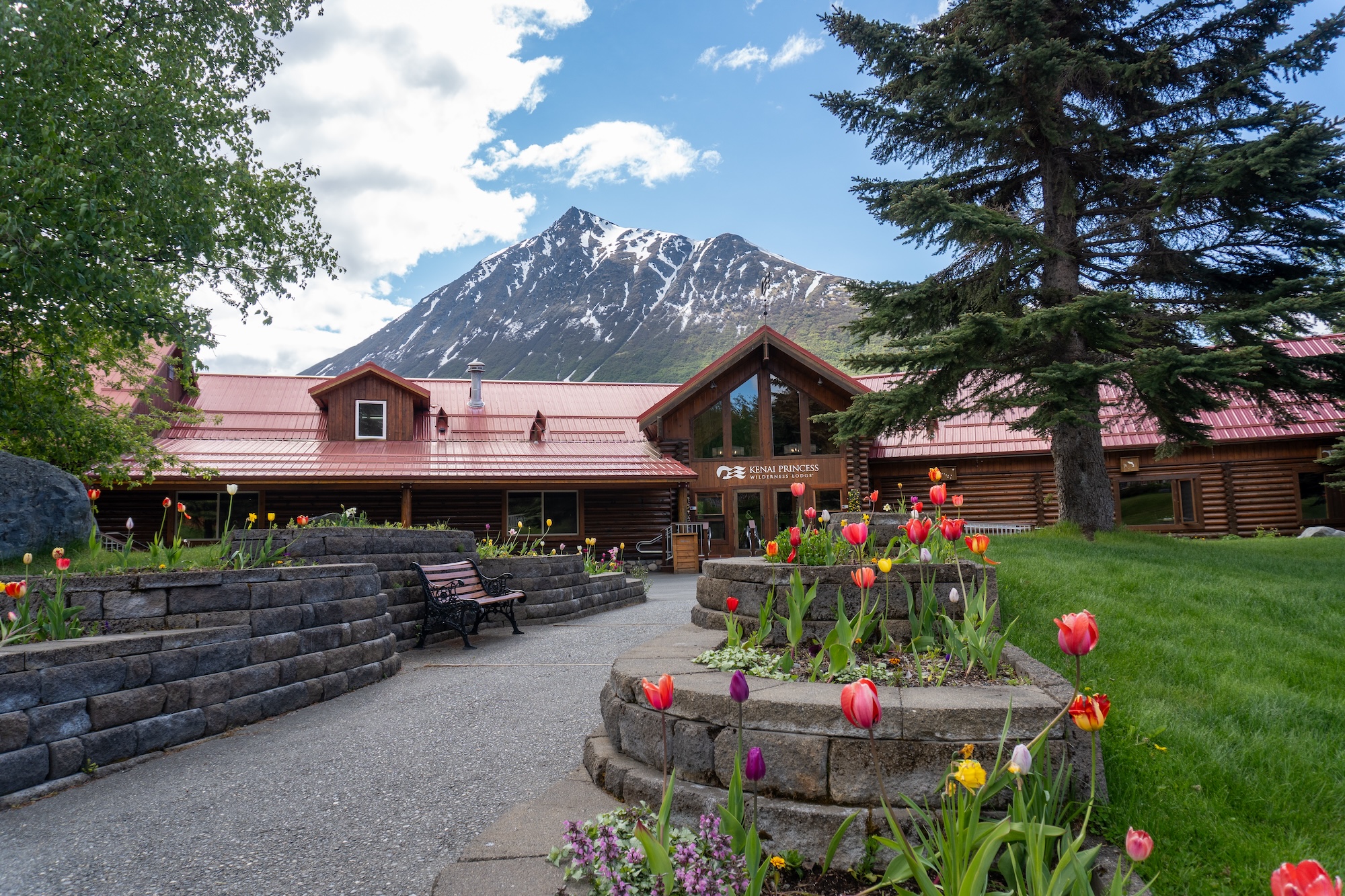 Kenai Princess Wilderness Lodge at Cooper Landing, Alaska on Kenai Peninsula. 