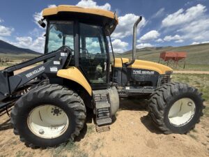 New Holland TV 140