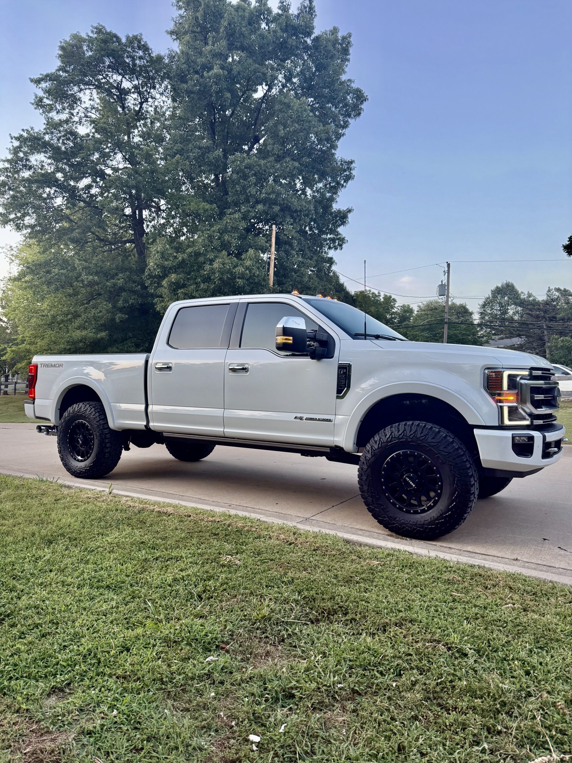 Thumbnail image of a 2022 Ford F-250 Platinum