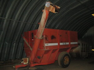 A-L 425 Grain Cart (400 Bushel)